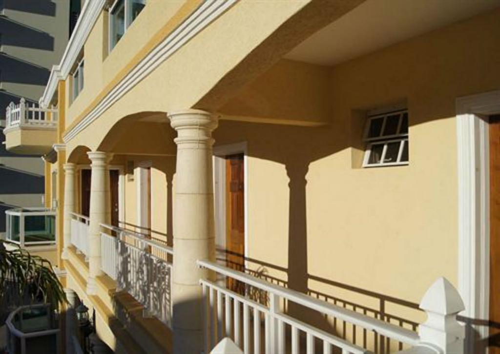 סימפסון ביי Baker'S Suites מראה חיצוני תמונה